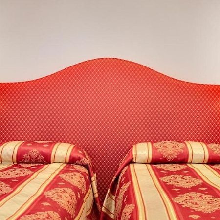 Apartamento Heart Of Biennale Venecia Exterior foto