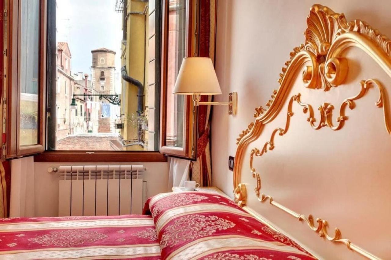 Apartamento Heart Of Biennale Venecia Exterior foto