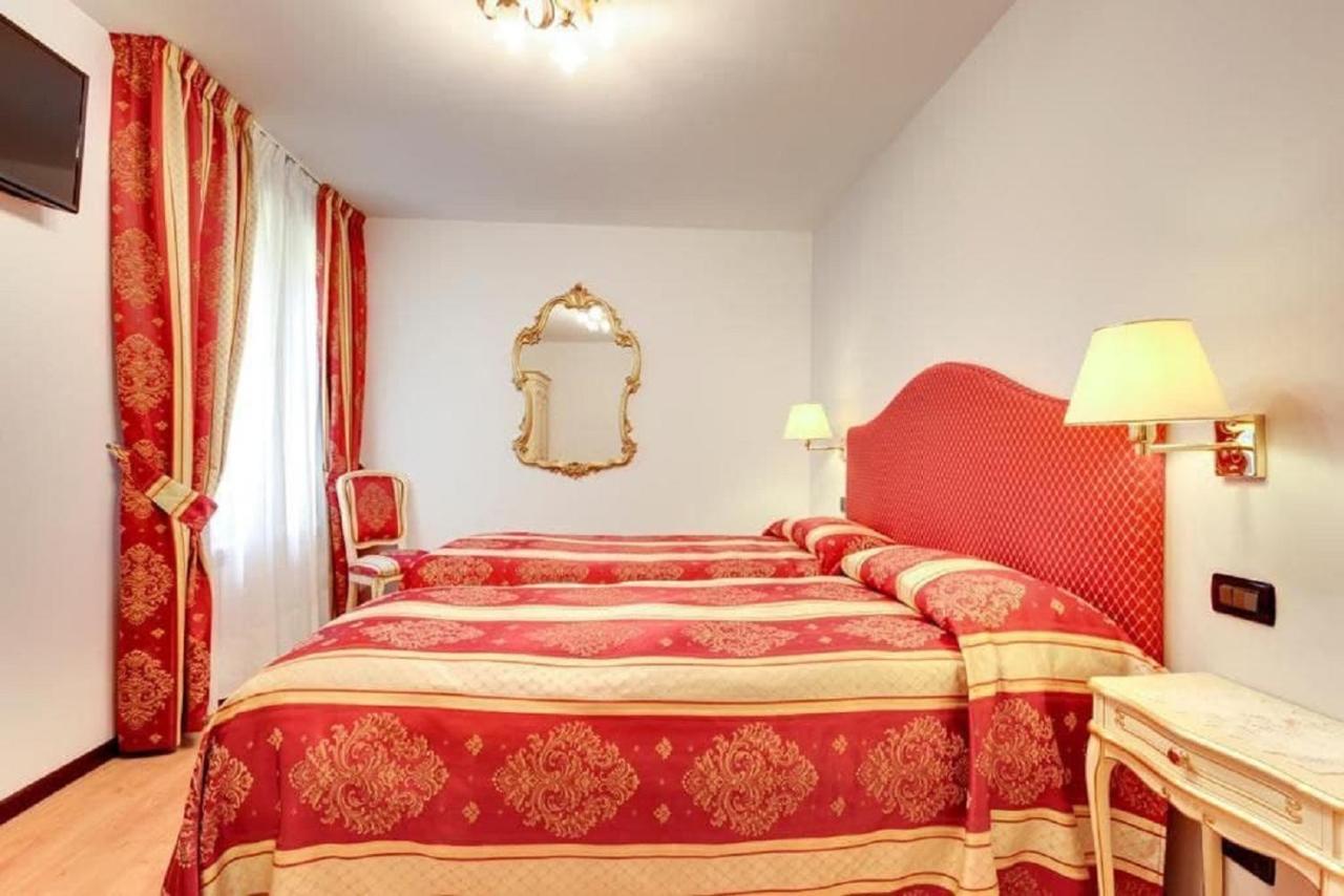Apartamento Heart Of Biennale Venecia Exterior foto