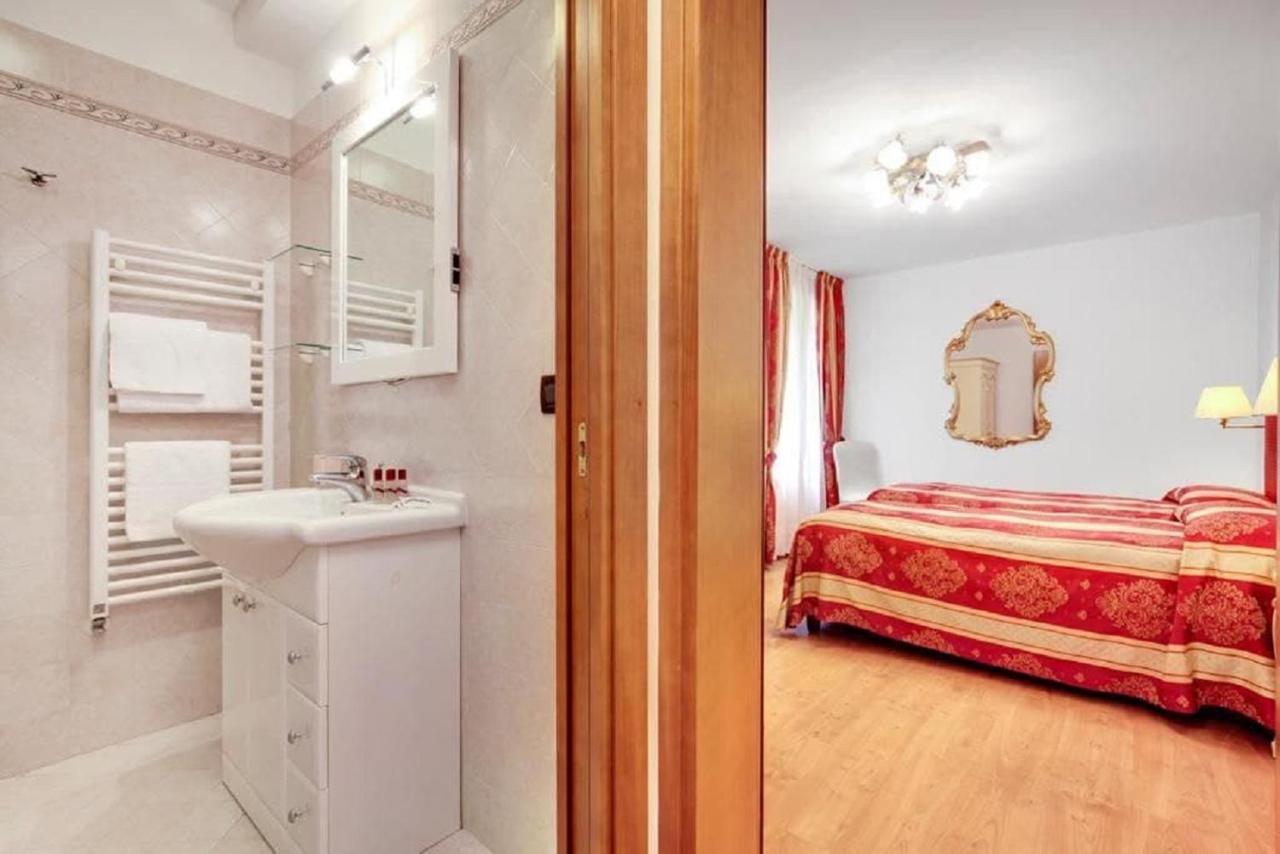 Apartamento Heart Of Biennale Venecia Exterior foto