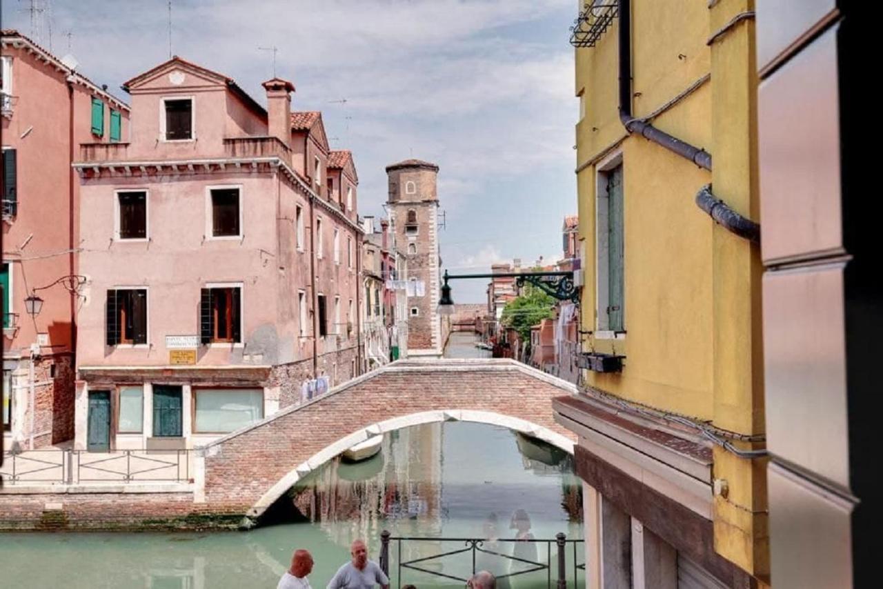 Apartamento Heart Of Biennale Venecia Exterior foto
