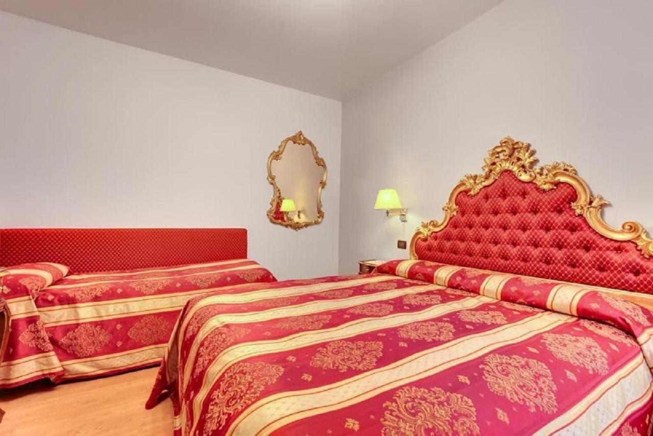Apartamento Heart Of Biennale Venecia Exterior foto
